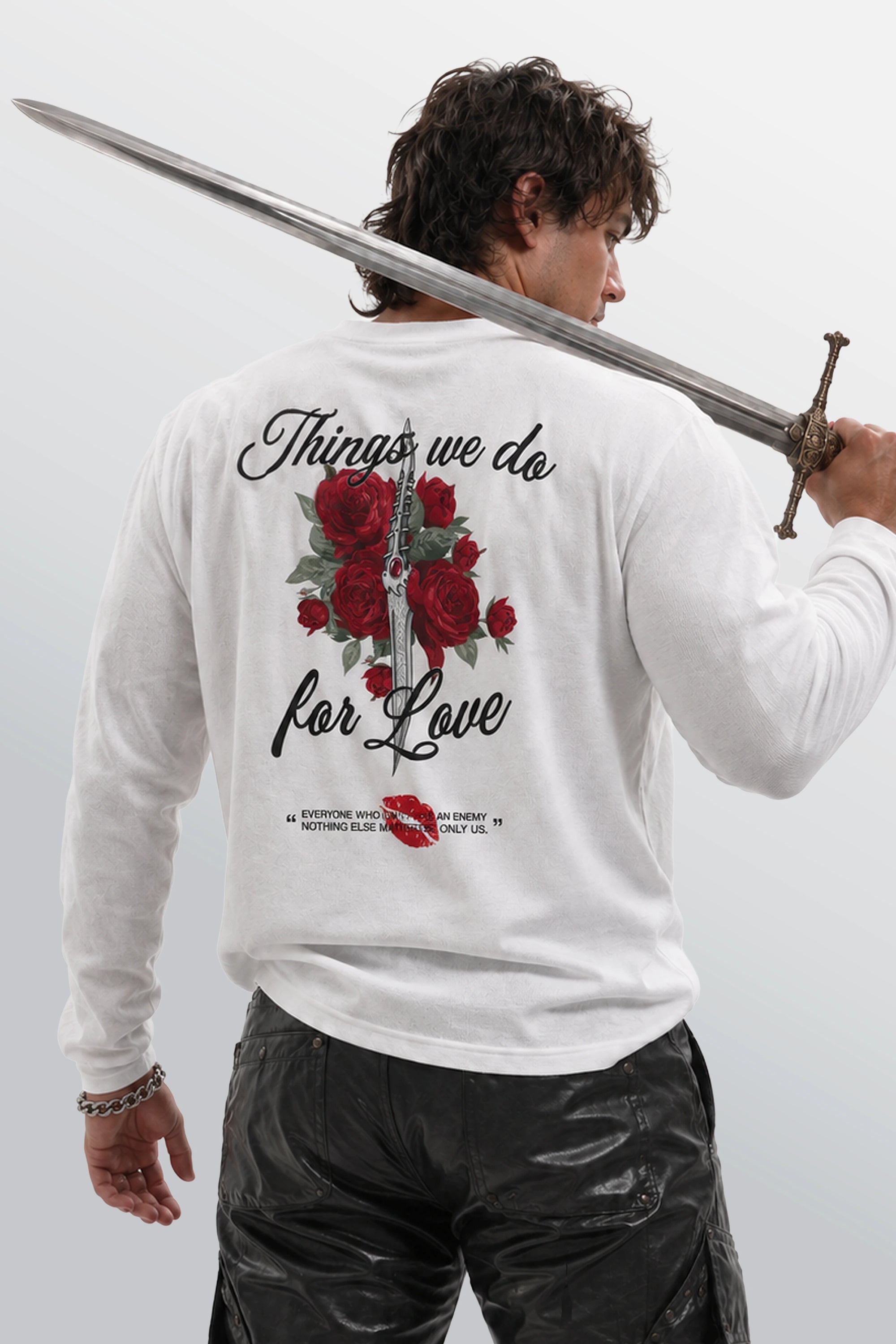 Lannister Love Oversized Henley Waffle Tee White – Model-Back
